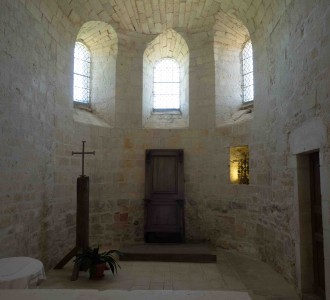 intérieur de l'église de Calès